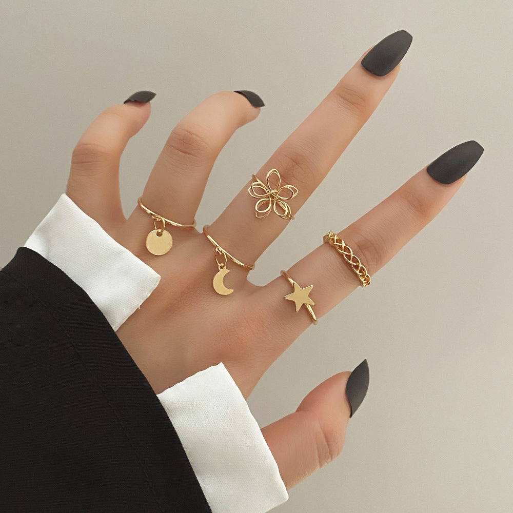 Five-Pointed Star Round Flower Ring